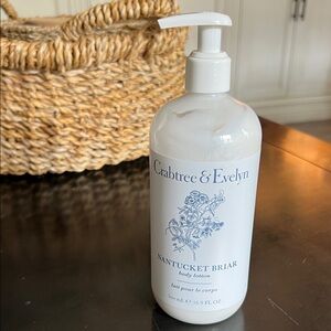 Crabtree & Evelyn Nantucket Briar Body Lotion - Cream
